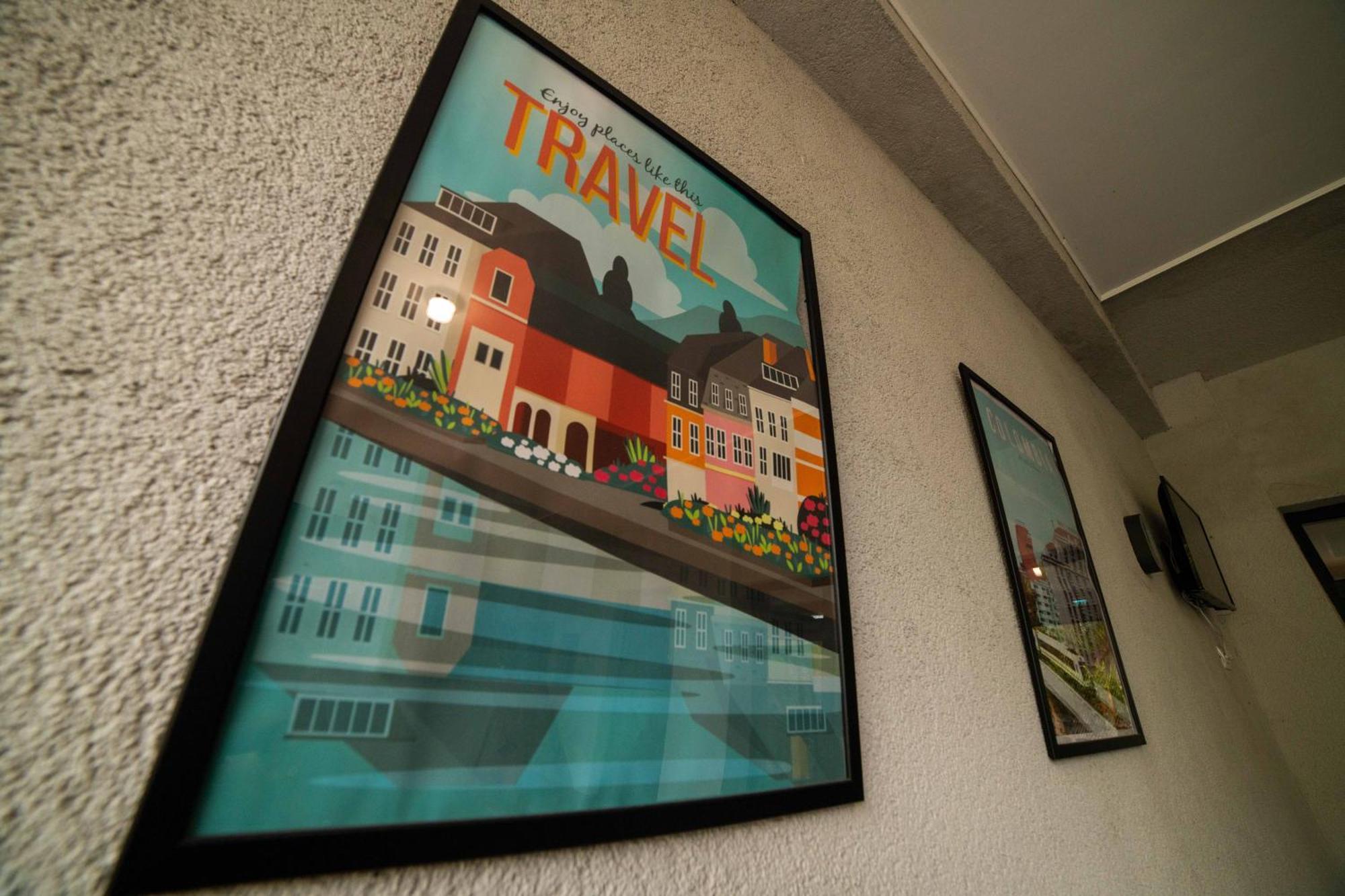 Bucharest Airport Accomodation Aparthotel Otopeni Esterno foto