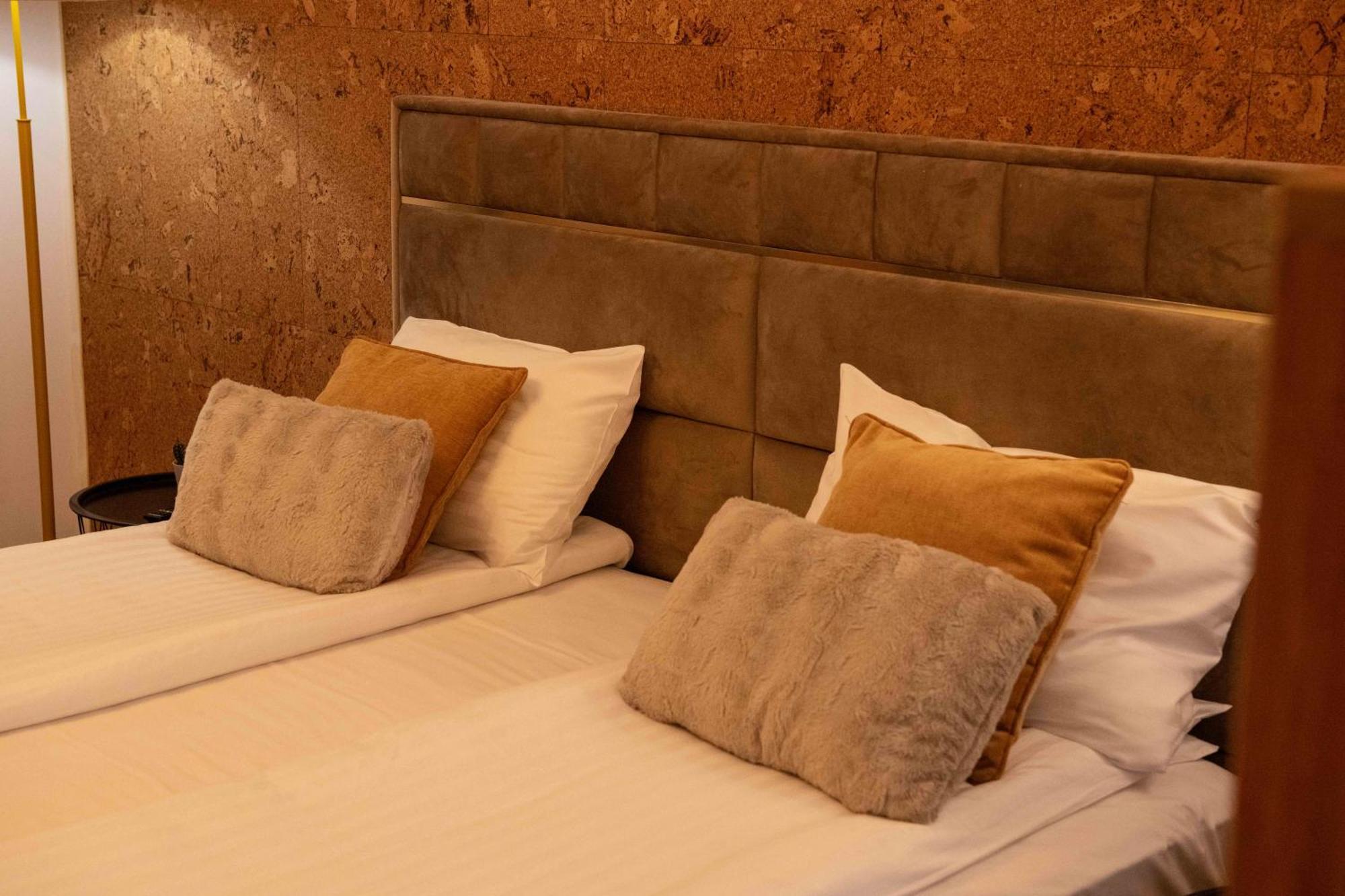 Bucharest Airport Accomodation Aparthotel Otopeni Esterno foto