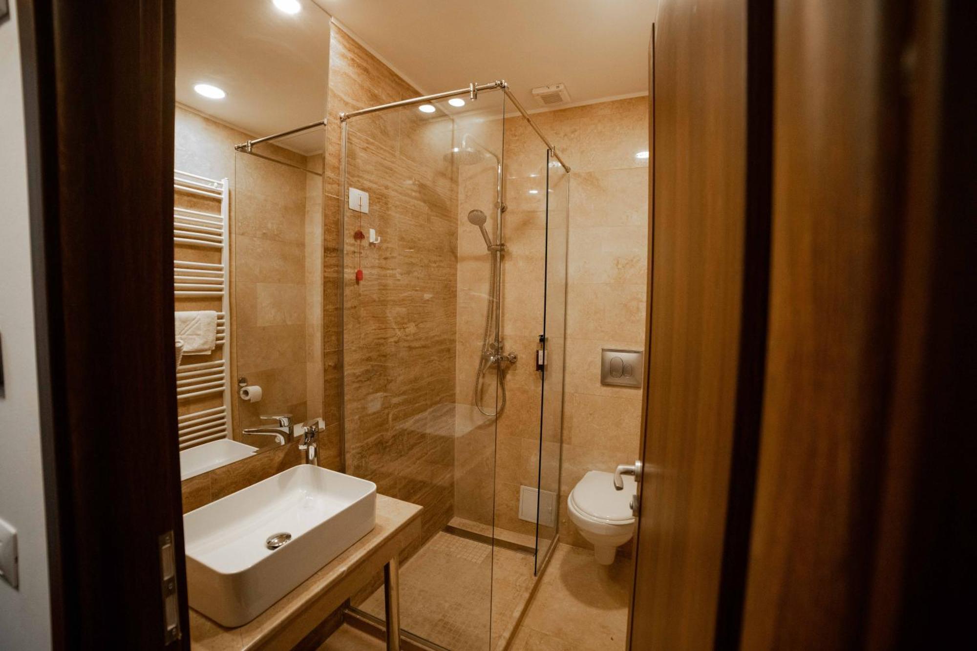 Bucharest Airport Accomodation Aparthotel Otopeni Esterno foto