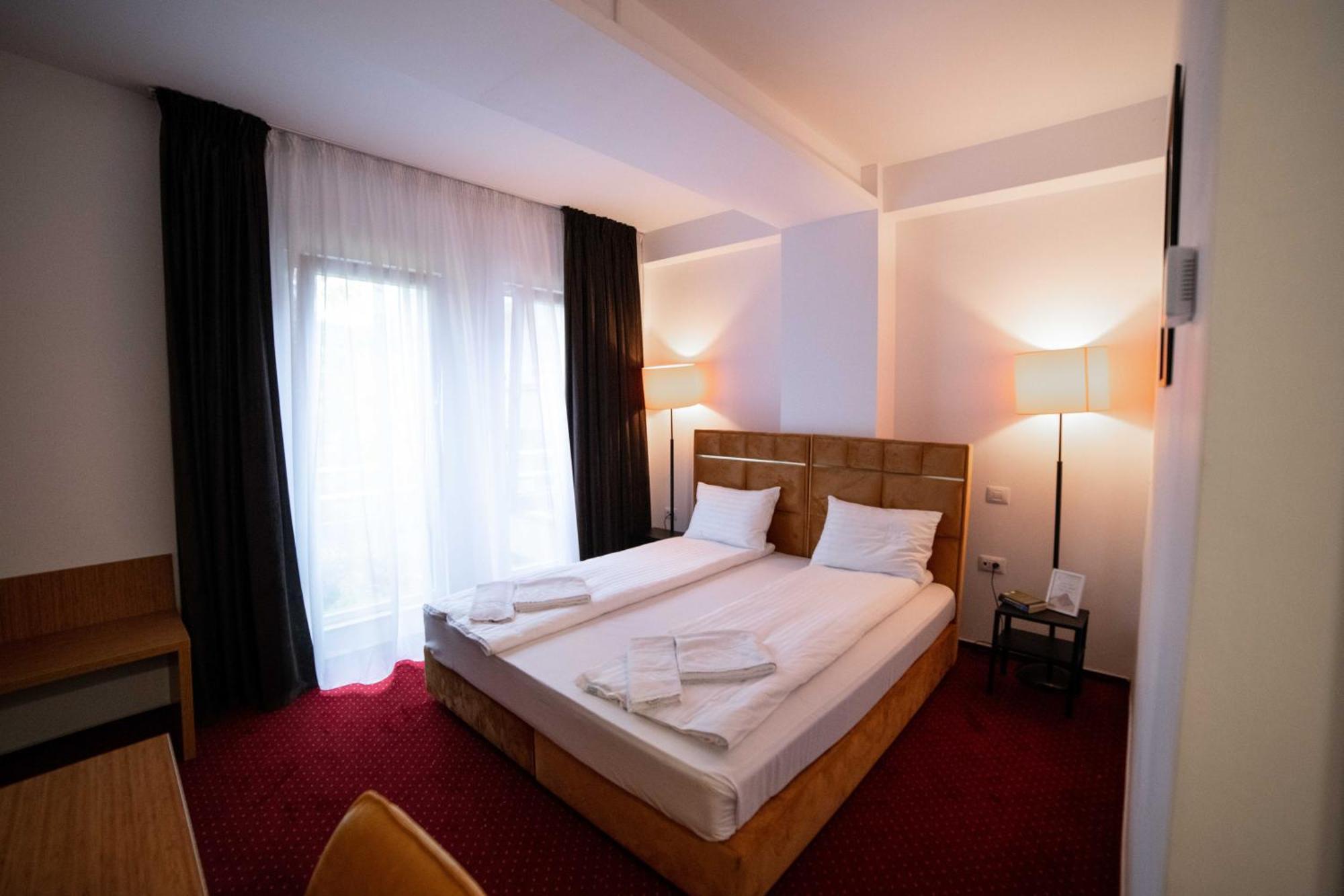 Bucharest Airport Accomodation Aparthotel Otopeni Esterno foto